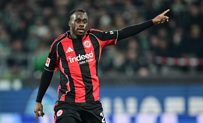 世俱杯赛程2025-德甲最新积分战报 法兰克福绝平无力追药厂 拜仁迎下半程关键一战|不莱梅|莱比锡|金马|堂安律|德甲联赛_新浪体育_新浪新闻